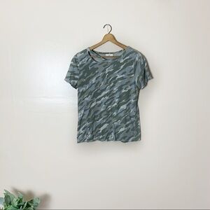 [t.la] Anthropologie Camo Print Short Sleeve T-shirt